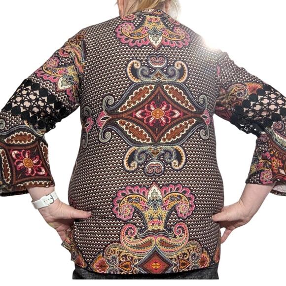 New Directions Size XL/0X Crochet Bell Paisley Tunic Top Boho Asymmetrical Hem - Picture 4 of 7